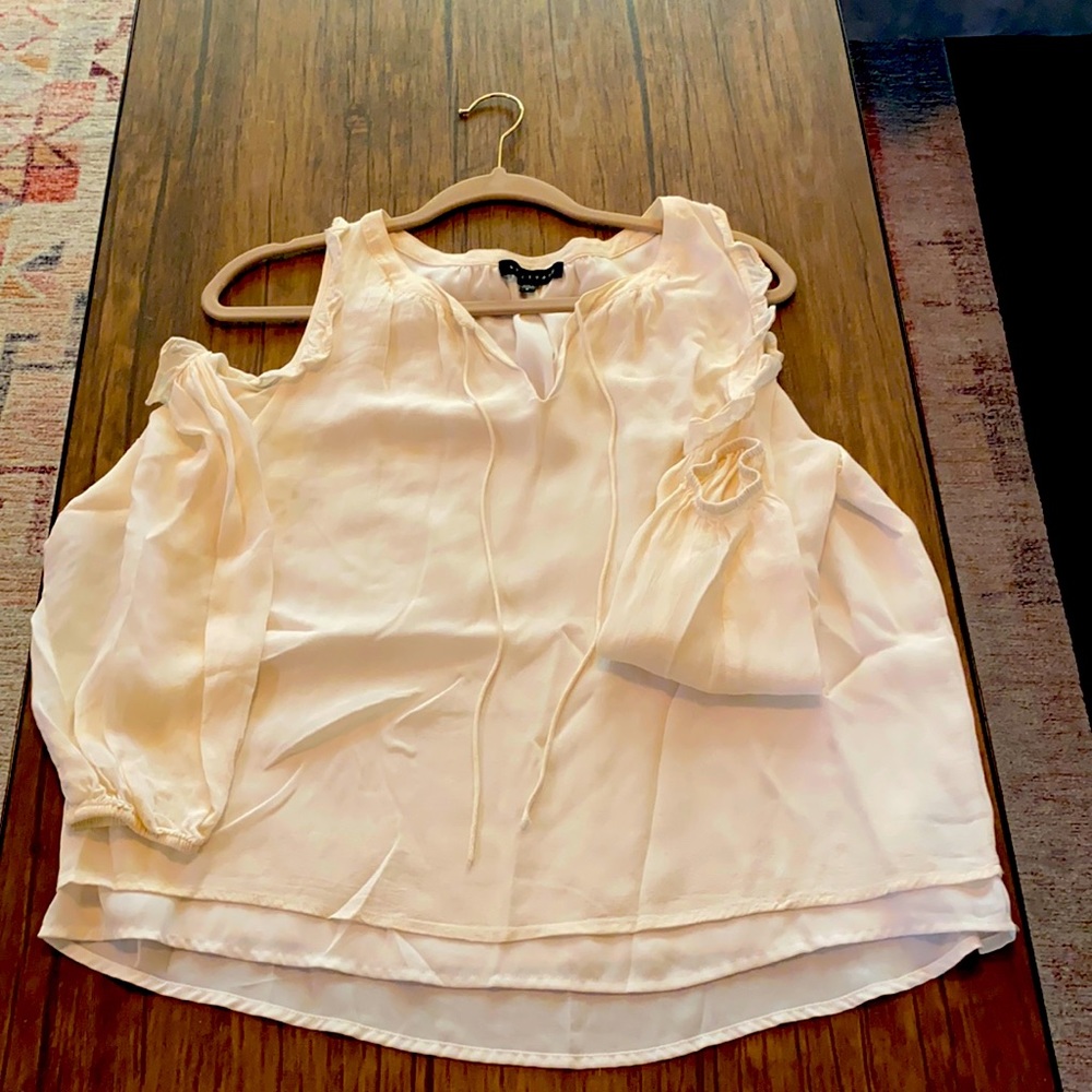 Sanctuary cream peasant style top, shoulder cut out, elastic at sleeve, size S